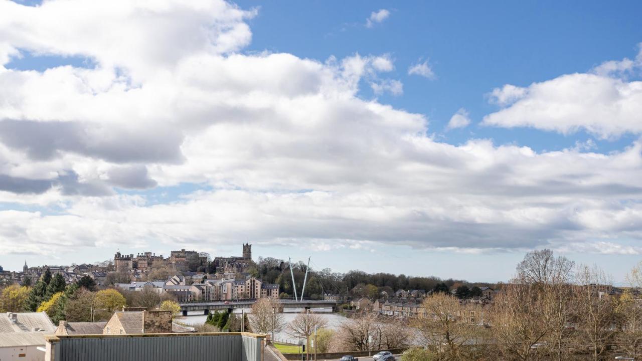Bridge Square Apartments Lancaster Dış mekan fotoğraf